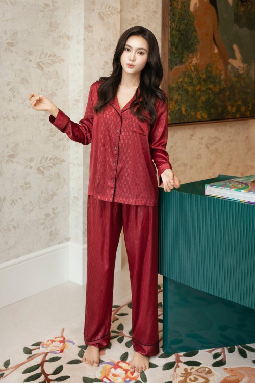 Sixdo Silk Blouse &amp; Pant